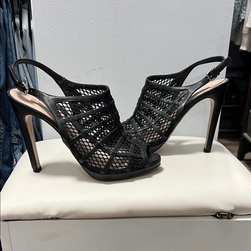 Miu Miu Black Stiletto Heels with Peep-Toe Design - Picture 4 of 6